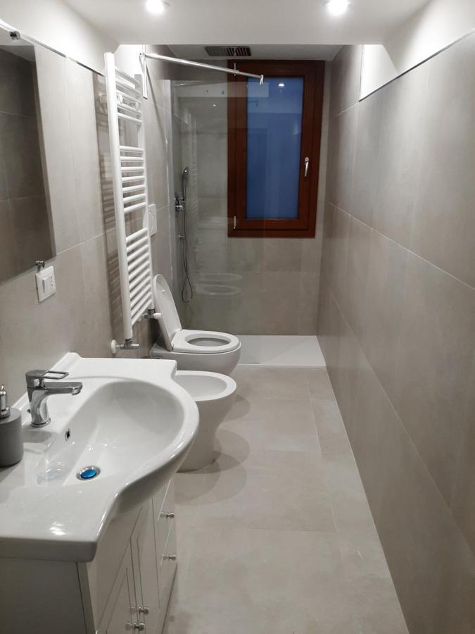 Bed Casa Vacanza Via Gallipoli - Corte Bari Brindisi Exterior foto