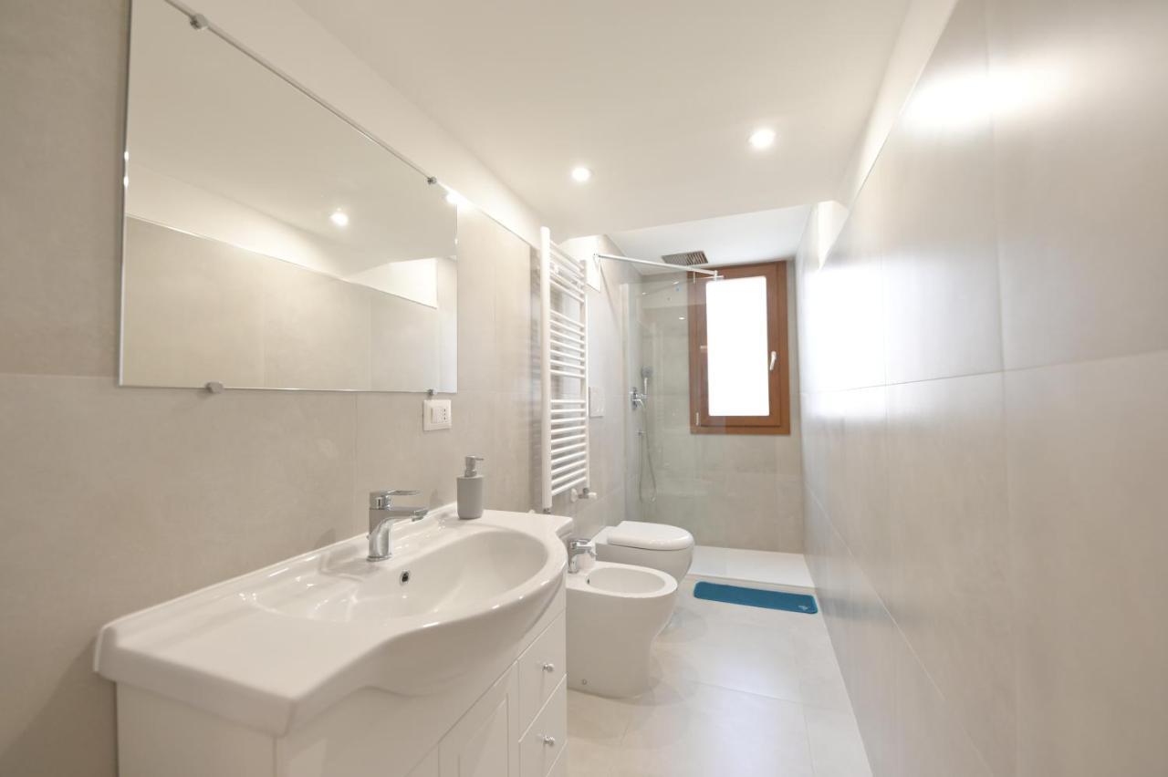 Bed Casa Vacanza Via Gallipoli - Corte Bari Brindisi Exterior foto